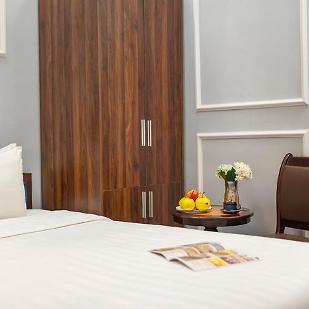 Sonata Premier Hotel & Spa Hanoi Exterior photo