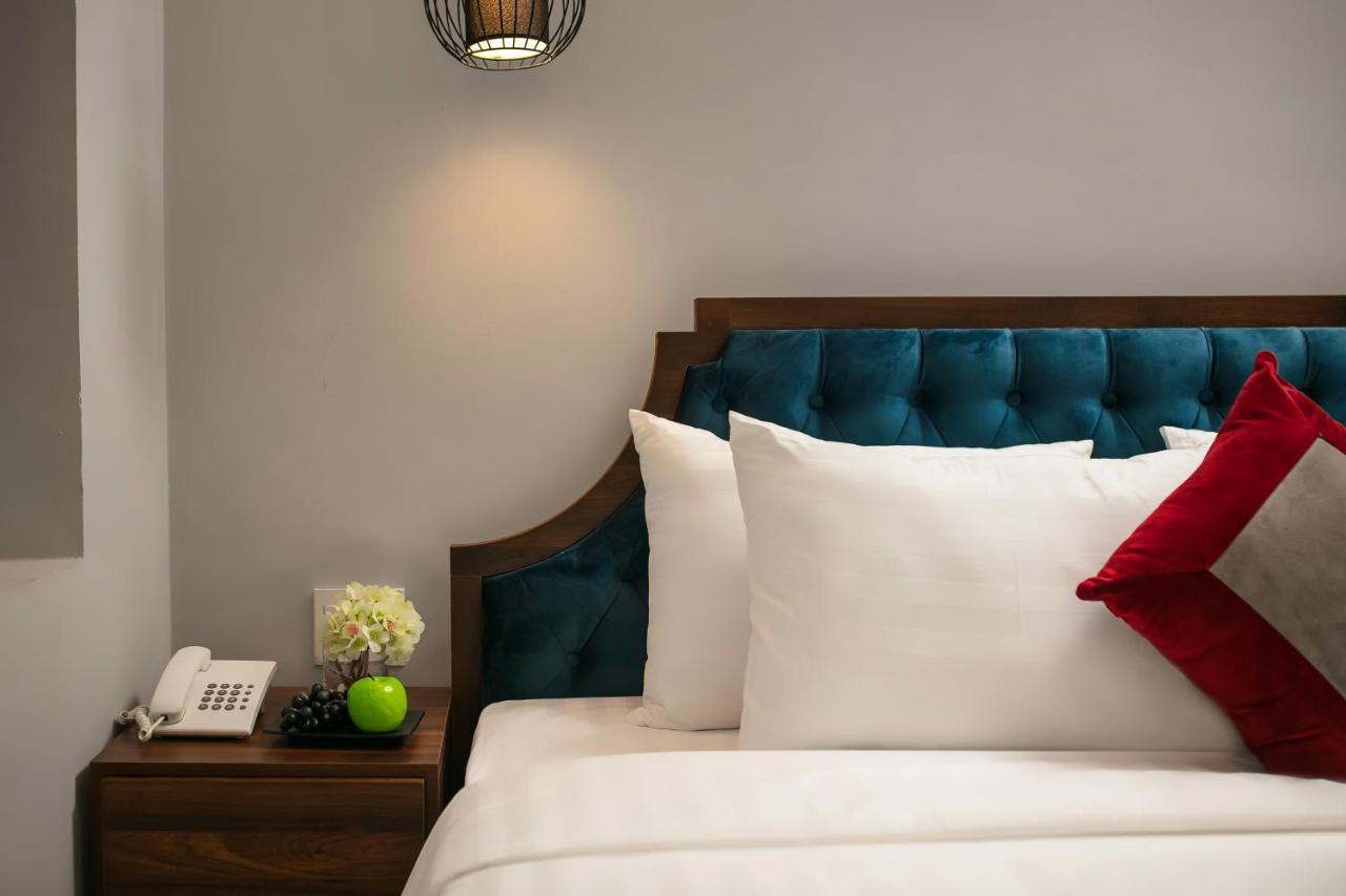 Sonata Premier Hotel & Spa Hanoi Exterior photo